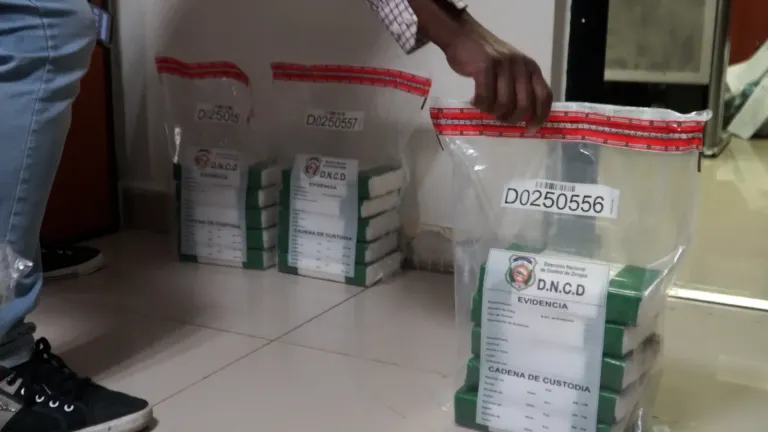 e79459a7-1af8-49fd-9384-094e692dd5e2