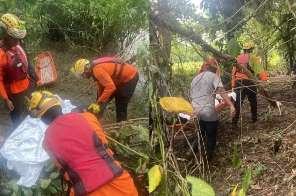 Composicion-de-fotos-de-Robert-Dorgan-o-Roberta-Esposito-6