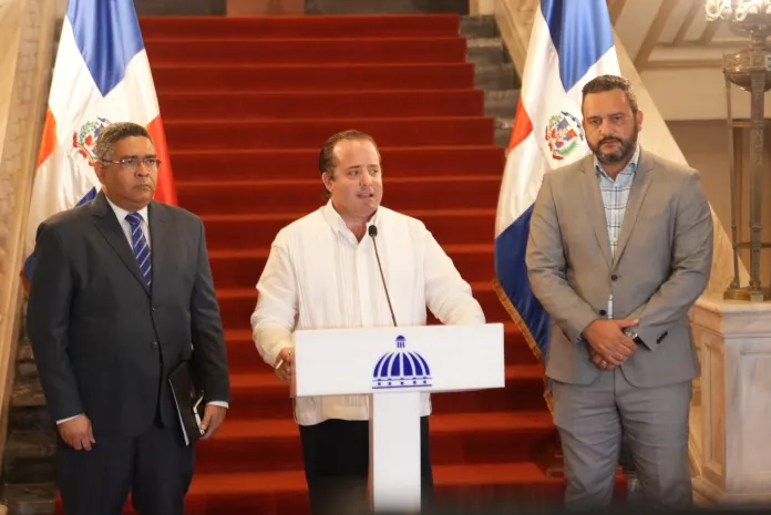 Gobierno-define-politica-presupuestaria-2027-y-dice-priorizara-proyectos-con-impacto-directo-en-calidad-de-vida-de-la-gente-2-scaled-1